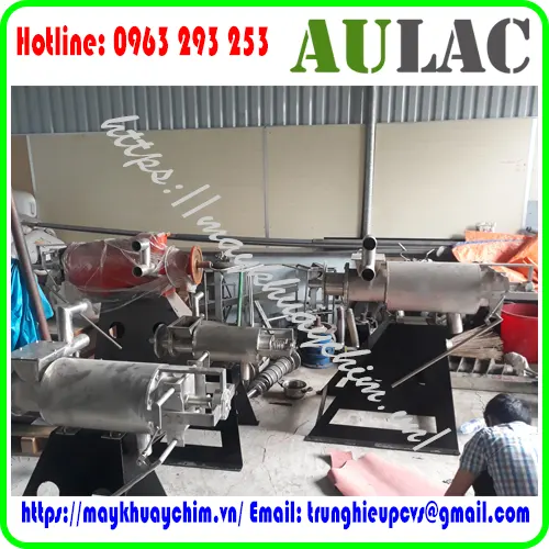 may-ep-phan-heo-gia-xuong