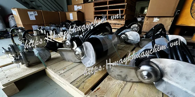 may-khuay-chim-xu-ly-nuoc-thai